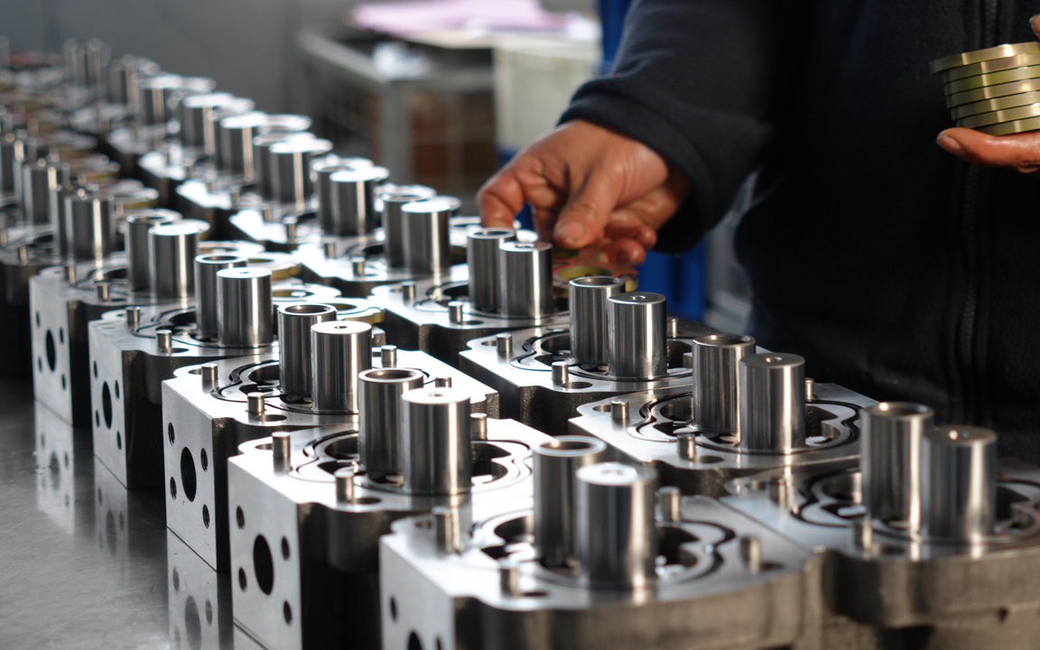 hydraulic gear pump assembly