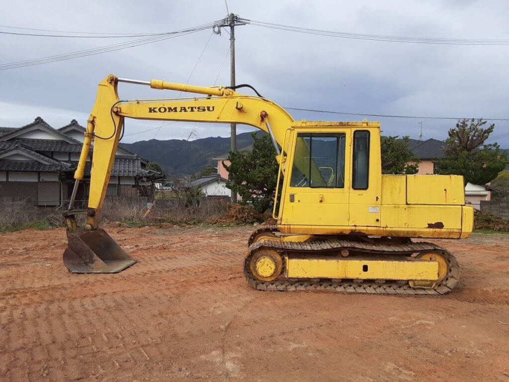 KOMATSU PC100-3 Excavator